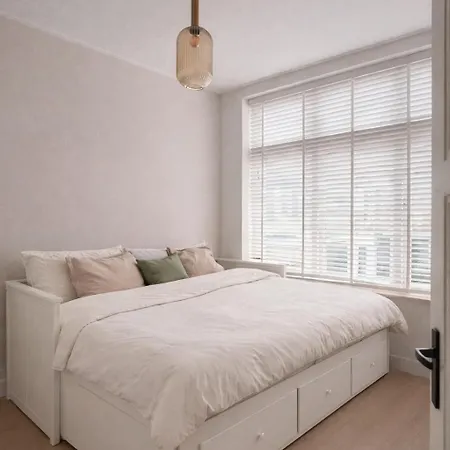 Hébergement de vacances Charming House 5 Min Walk To Center Of Alkmaar
